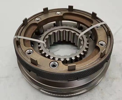 哈尔滨顺达变速箱总成配件 -