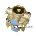 北方奔驰四回路阀