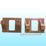 300桥反作用杆下支架（底