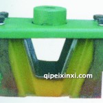 東風(fēng)EQ140后發(fā)動(dòng)機(jī)墊