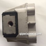 解放J6发动机后悬置