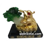 金蟾抱白菜摆台
