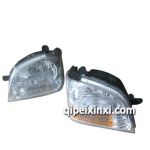 五菱之光前大灯