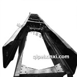 重汽豪沃T7 車架大梁
