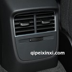 奥迪A3后排出风口