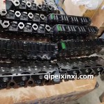 04134581 TD2.9缸盖