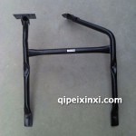 解放J6擋泥板支架