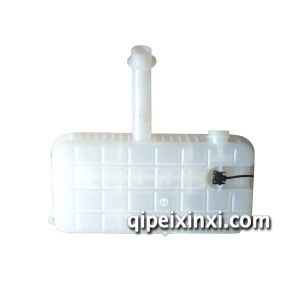 解放J6膨脹水箱50A