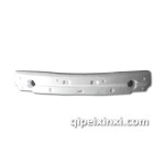 吉利帝豪前杠泡沫