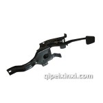 解放輕卡L501離合器踏板總成