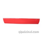 解放J6上扰流板