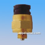 東風(fēng)天龍0068倒車燈開(kāi)關(guān)