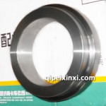 奔驰加宽平衡轴油封座