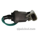 新林九平柴倒車燈開關