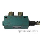 解放自卸車車液壓限位閥