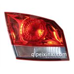 駿捷行李箱蓋上后燈組件