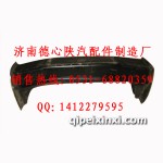 陕汽德龙F2000下横梁
