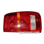 發(fā)現(xiàn)3尾燈