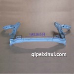 散热器下横梁总成