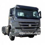 錫鐵灰豪沃駕駛室