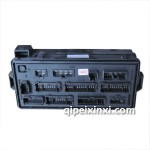 吉利自由艦保險絲盒