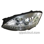 奔驰W221拆车大灯