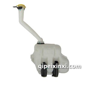 北京汽车E150E130喷水壶（双电机）