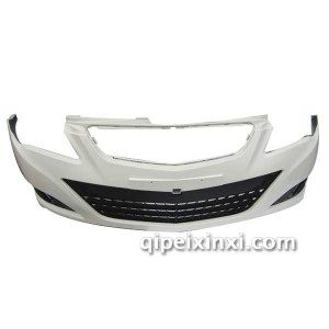 北京汽车E150E130前杠 北京汽车E150E130前杠