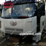 j6駕駛室珍珠白