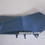 左發動機罩鉸鏈護罩