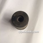 解放J6/奥威发动机后悬置