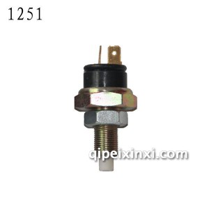 奔驰刹车开关-1251