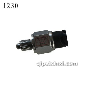 倒车开关3774010-G685-1230 倒车开关3774010-G685-1230