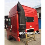 豪沃高頂T7駕駛室水晶紅