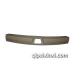 宝骏730尾门压板