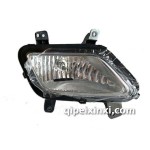 北汽威旺M30前雾灯