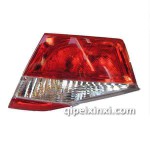 豐田右后尾燈半總成