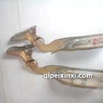 眾泰2008配件之機蓋鉸鏈