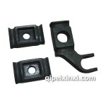 HOWO豪沃前弓压板