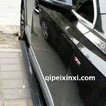 奥迪Q7电动踏板