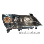 吉利帝豪三廂黑底大燈