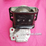 雪铁龙发动机右支架