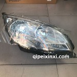 别克英朗大灯总成