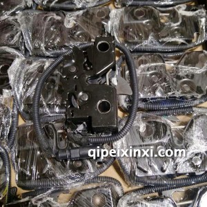 新迈腾-B8L-机盖锁-带线