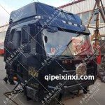 （珠光黑）500馬力J6新領(lǐng)航駕駛室