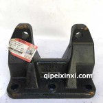 上推力杆支架天龙配件