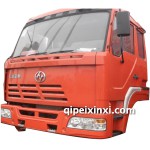 紅巖老金剛駕駛室