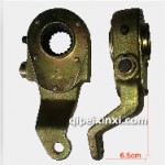 福田車調(diào)整臂