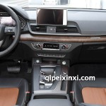 奧迪Q5內(nèi)飾