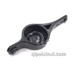 XC60后悬挂弹簧座